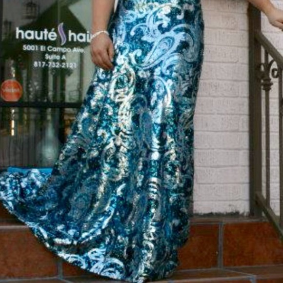 Tiffany Designs Prom Dress - Picture 7 of 12